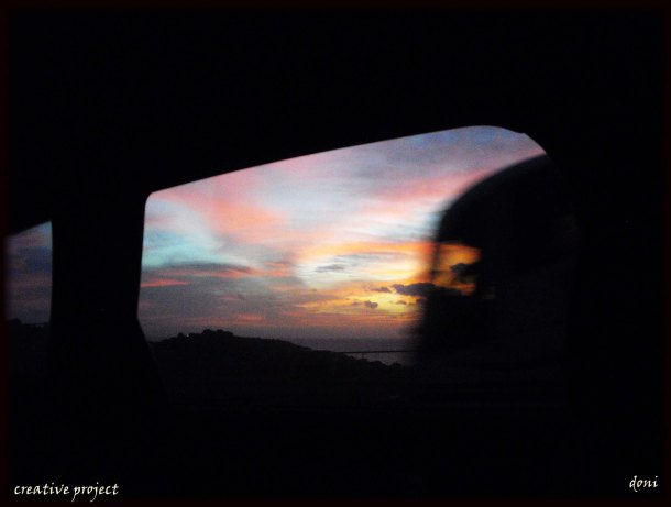 macchina e tramonto